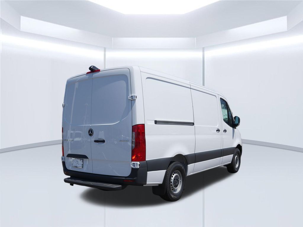 Thumbnail: 2026 Mercedes-Benz Sprinter - 5