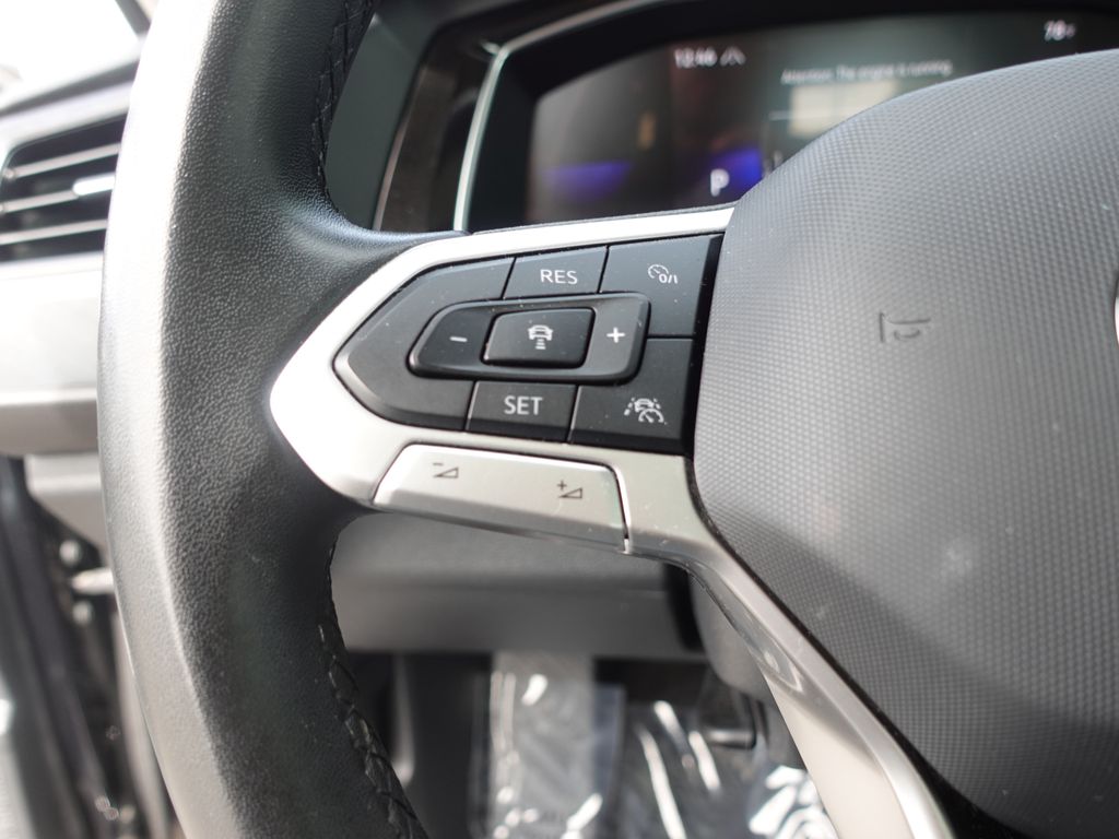 Used 2024  Volkswagen 1.5T SE image 14