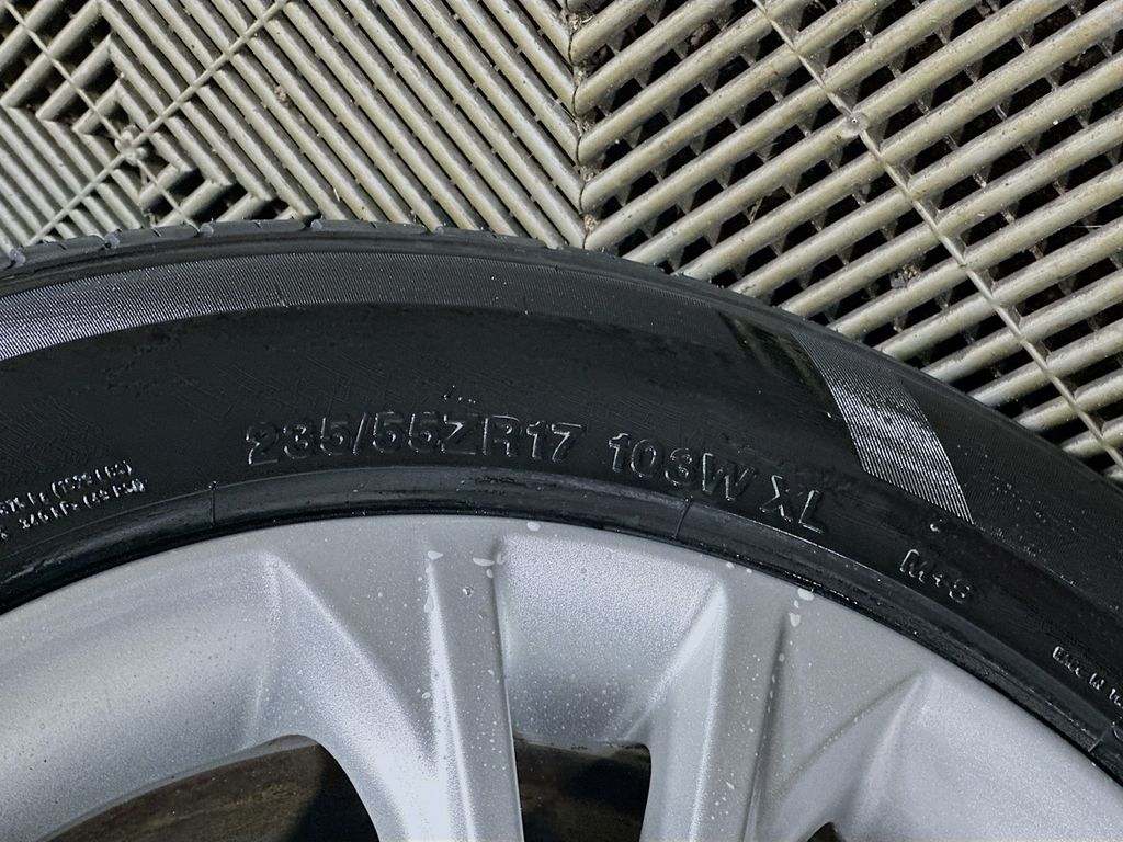 Used 2017 White Ford SE image 33