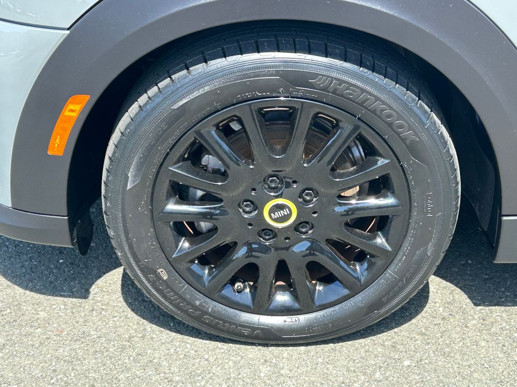 2022 MINI Cooper SE 9