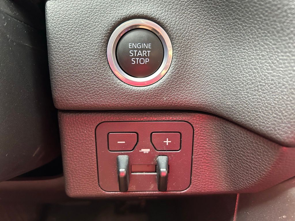 Thumbnail: 2024 Toyota Tundra - 30