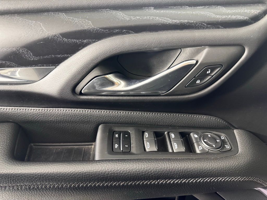 Used 2021 Black GMC Denali image 18