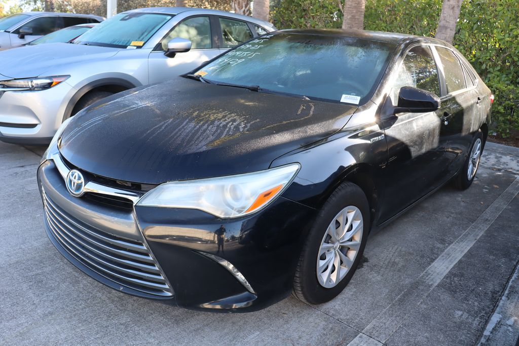 2015 Toyota Camry LE 2