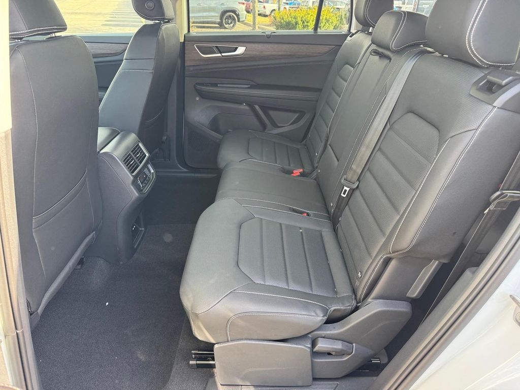 New 2026 Opal White Pearl Volkswagen 2.0T SEL image 10
