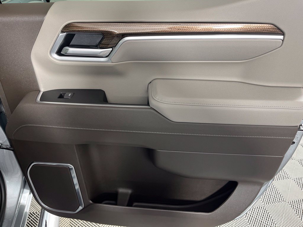 Thumbnail: 2026 Chevrolet Silverado 1500 - 15