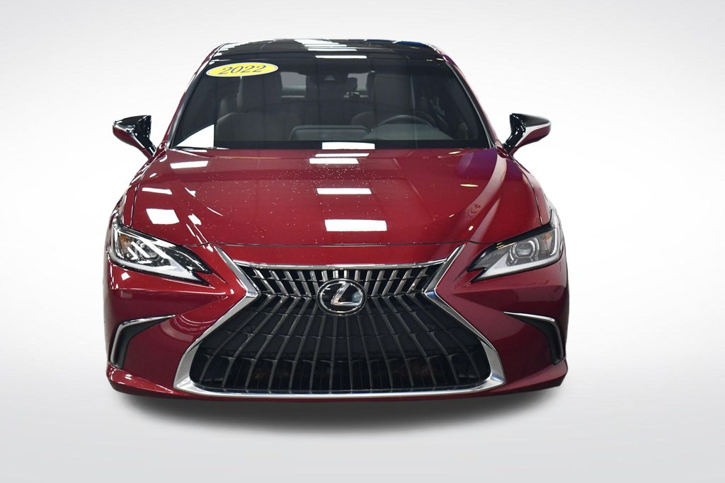 Thumbnail: 2022 Lexus ES - 8