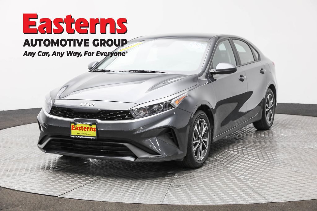 2023 Kia Forte LXS