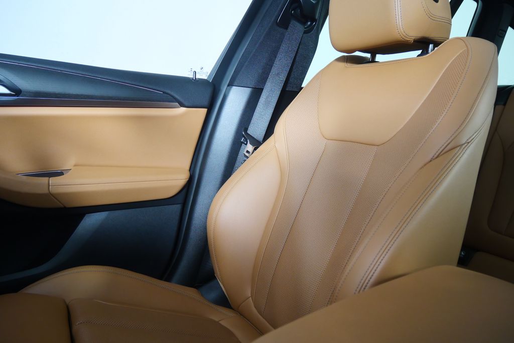 Thumbnail: 2022 BMW X3 - 24