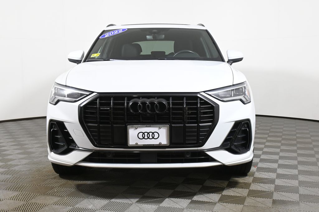 Thumbnail: 2022 Audi Q3 - 10