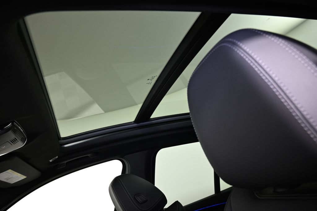 Thumbnail: 2023 BMW X3 - 21