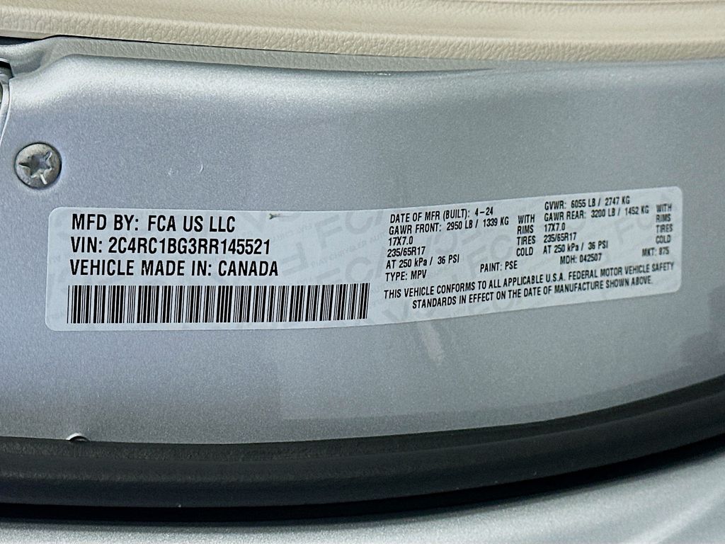 ChryslerPacifica35
