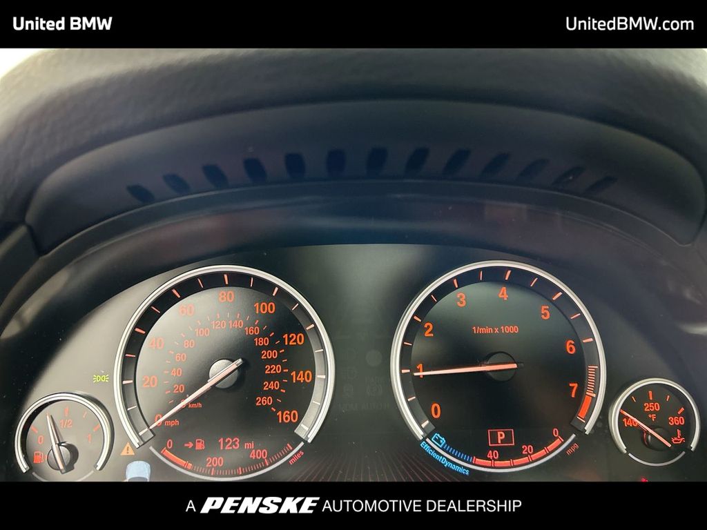 Thumbnail: 2015 BMW X5 - 15