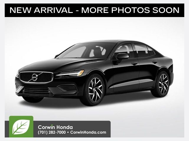  2020 Volvo S60 T6 Momentum AWD   