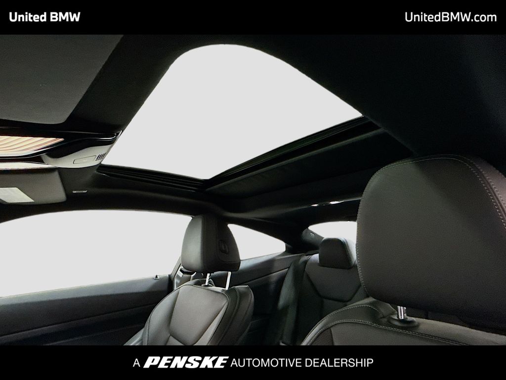 Thumbnail: 2025 BMW 4 Series - 12