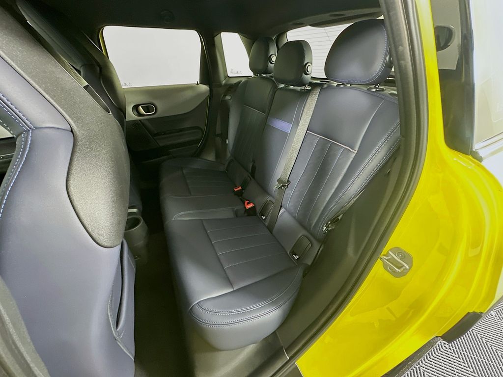 Thumbnail: 2025 MINI Cooper - 24