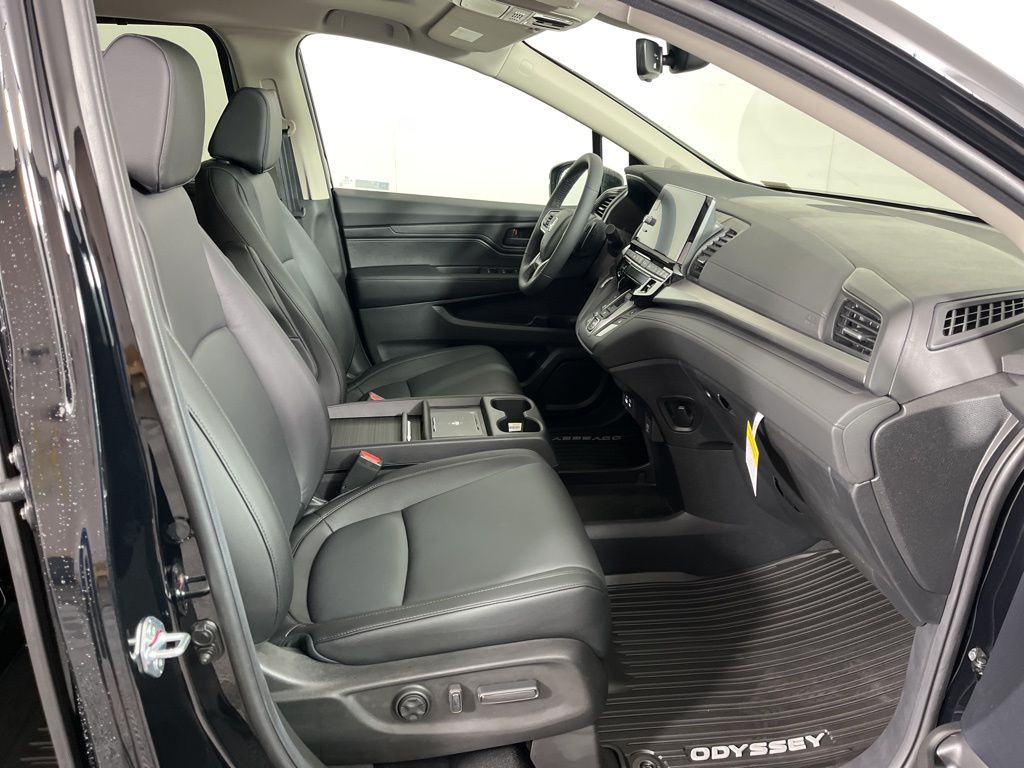Thumbnail: 2025 Honda Odyssey - 8