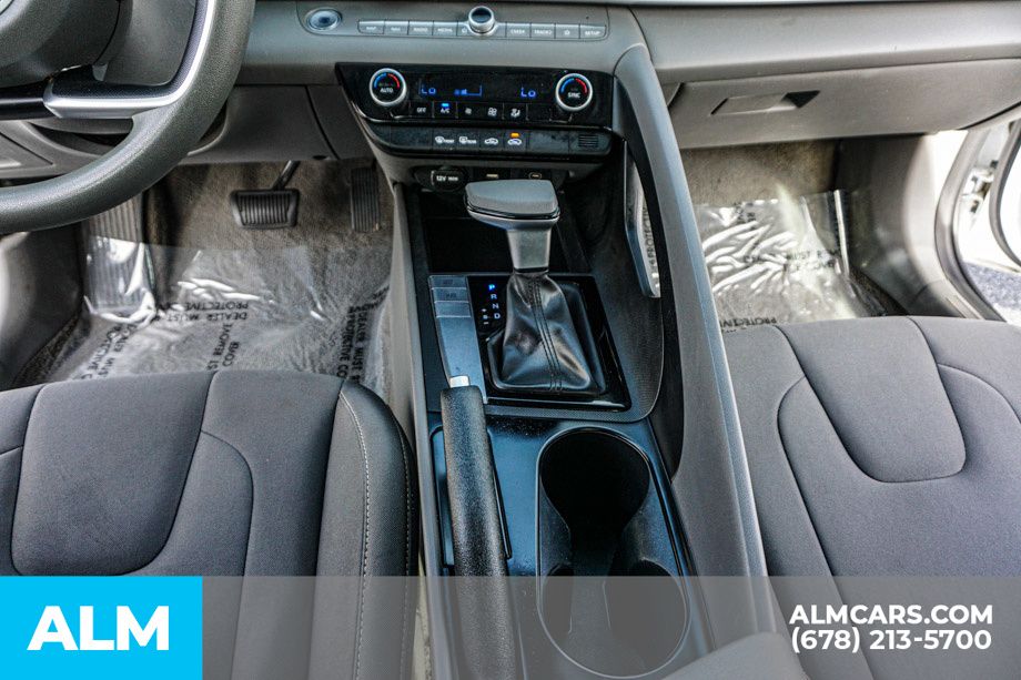 2024 Hyundai Elantra SEL - Photo 40