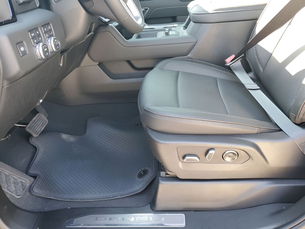 New Car 2025 Gmc Sierra 2500hd  Denali For Sale Under $110,000 In Austin, Texas