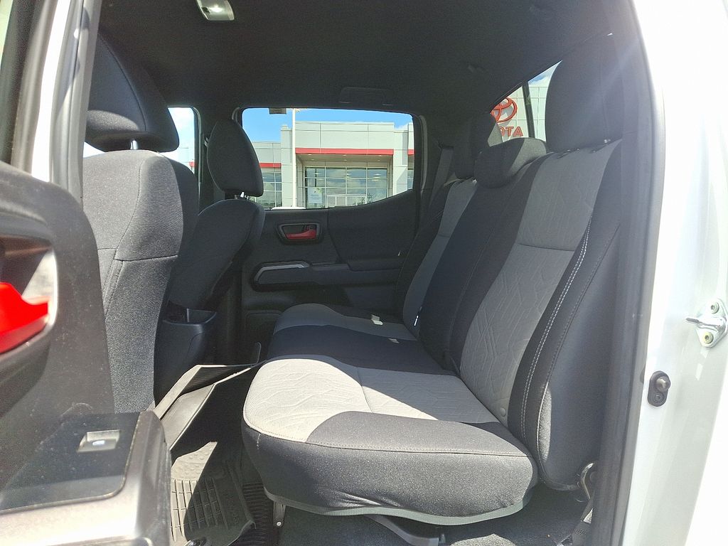 2023 Toyota Tacoma TRD Sport 10