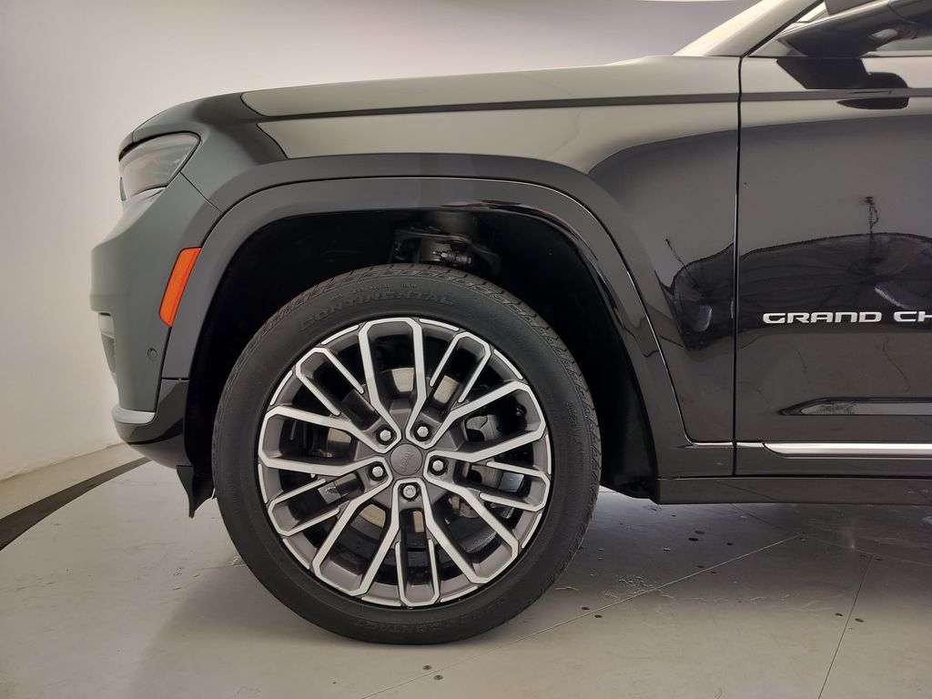 Thumbnail: 2024 Jeep Grand Cherokee L - 9