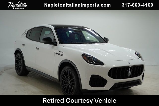 Bianco Astro Metallic 2025 Maserati Grecale SUV / Crossover All-Wheel Drive 8-Speed Automatic