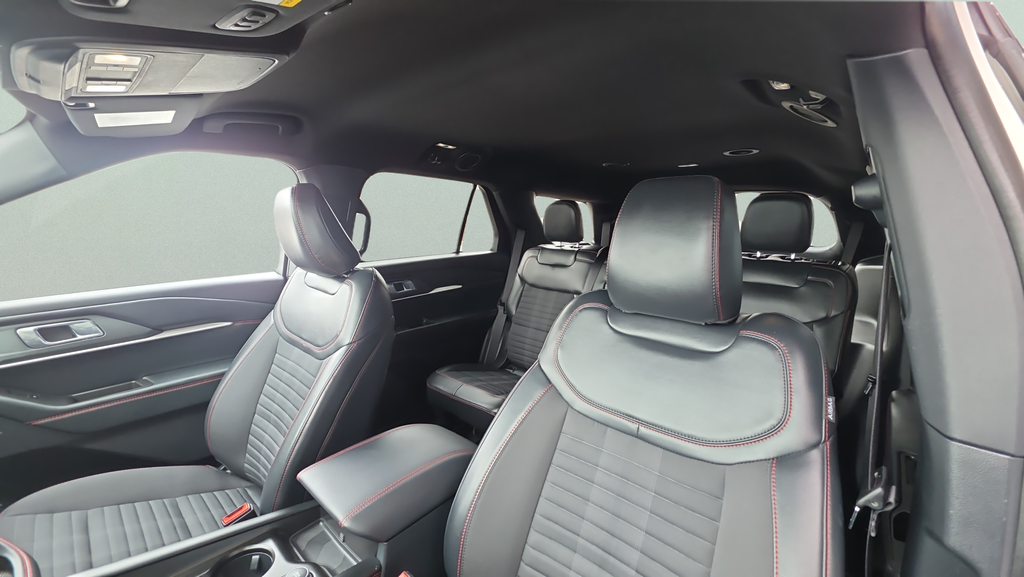 Certified Used 2025 White Ford ST-Line image 19