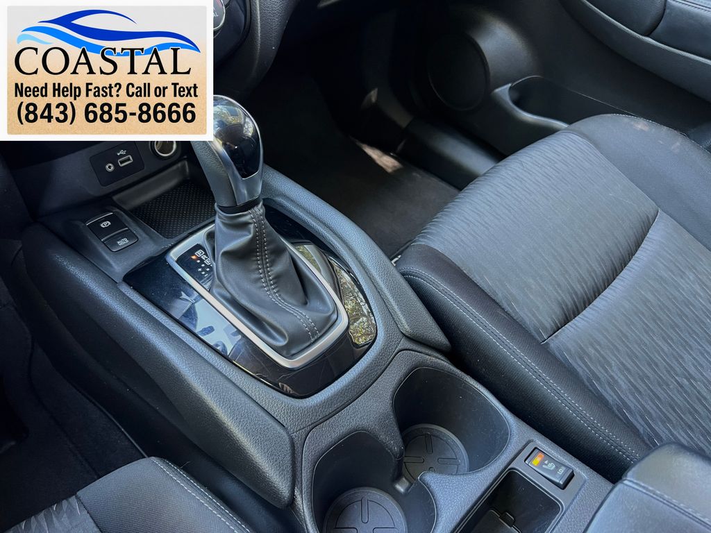 2020 Nissan Rogue SV Silver at Walterboro Ford