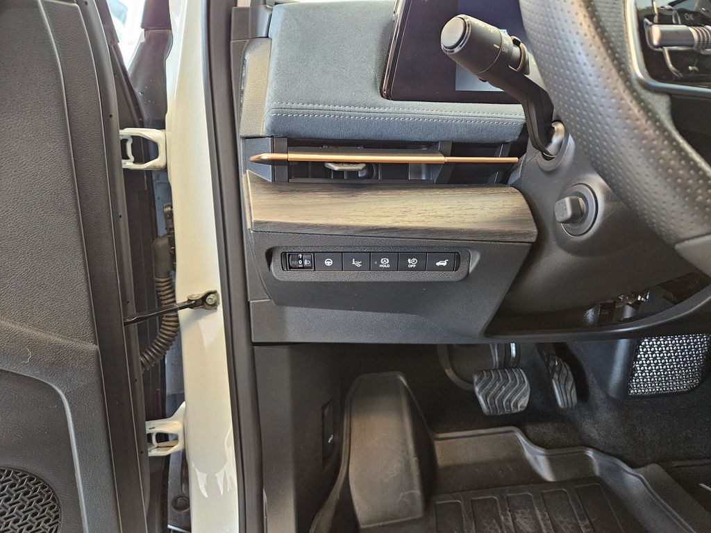 2023 Nissan Ariya PLATINUM+ e-4ORCE