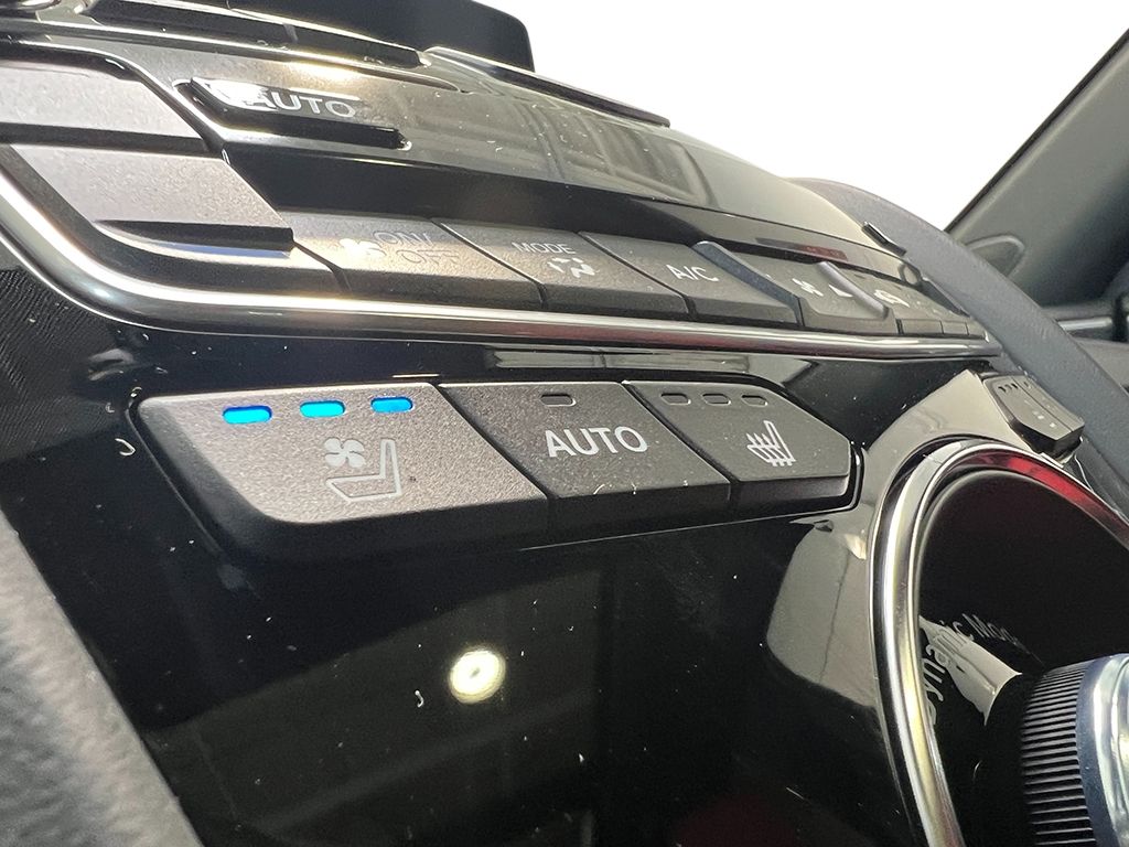 new 2026 Acura RDX car, priced at $52,750