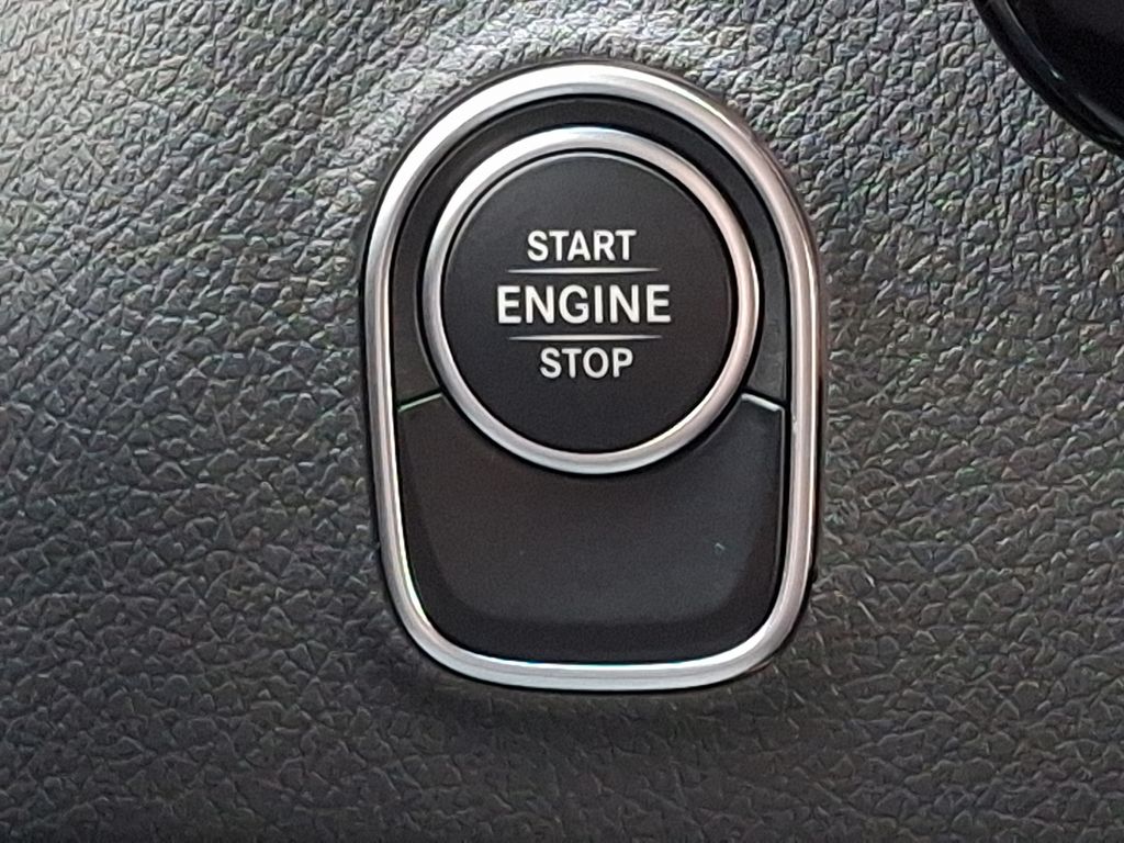 2025 Mercedes-Benz Sprinter 2500 18