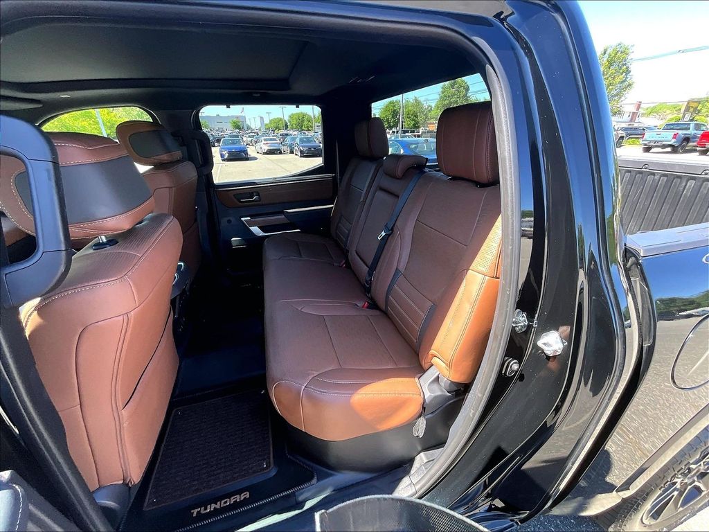 2025 Toyota Tundra — photo 15