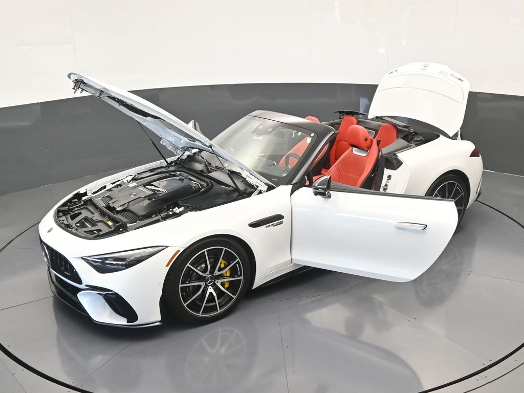 Used 2022 White Mercedes-Benz SL 63 AMG® image 74