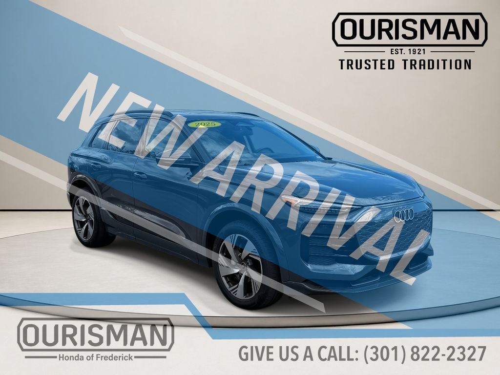  2025 Audi Q6 e-tron quattro Premium Plus   
