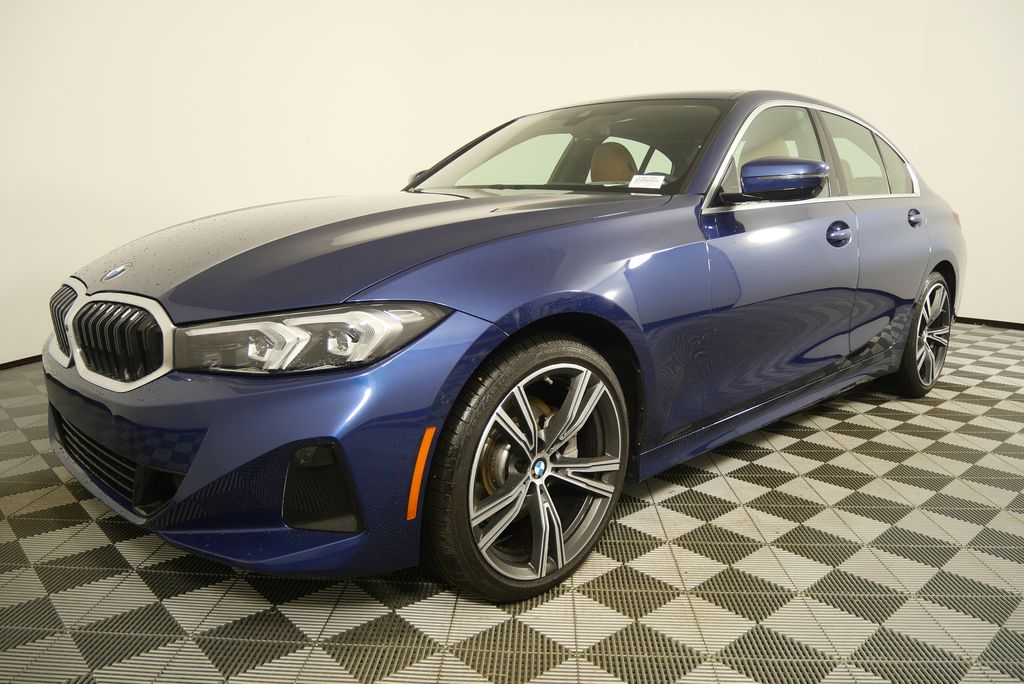 Thumbnail: 2024 BMW 3 Series - 8