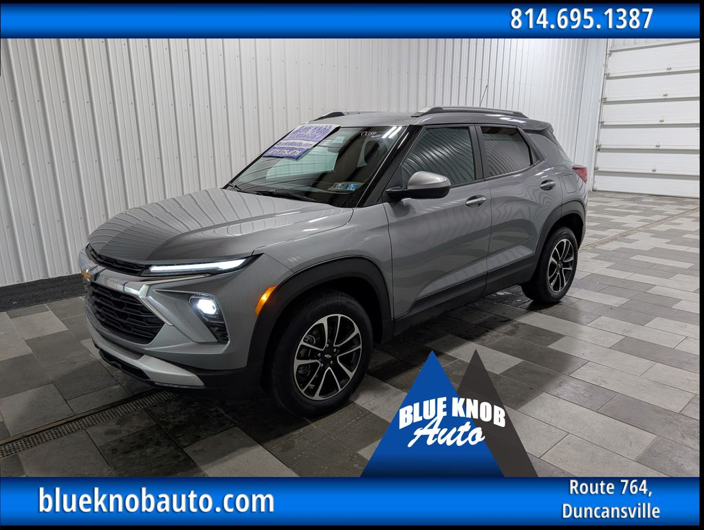 Sterling Gray Metallic 2026 Chevrolet Trailblazer SUV / Crossover Four-Wheel Drive 9-Speed Automatic