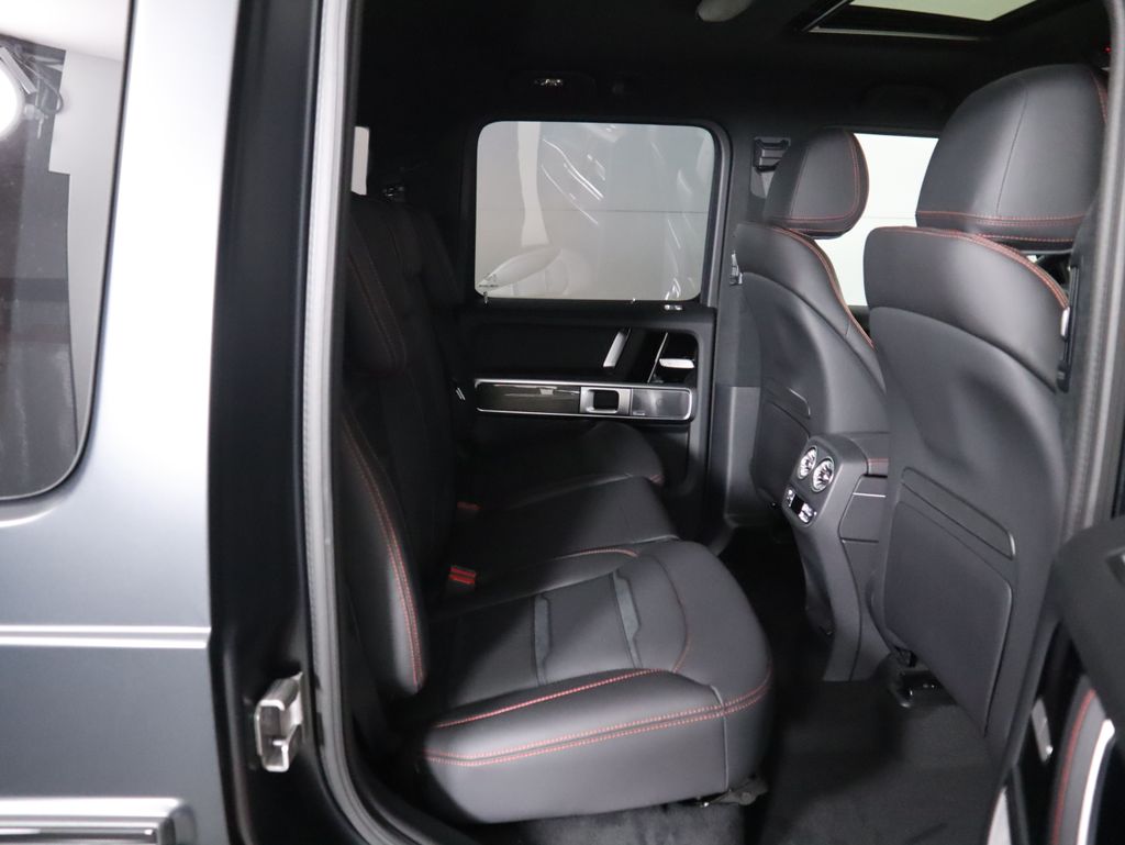 Thumbnail: 2025 Mercedes-Benz G-Class - 24