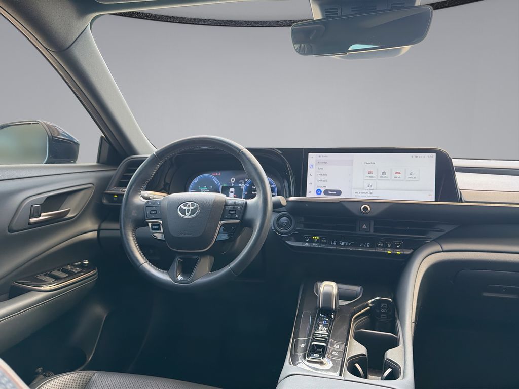 Thumbnail: 2025 Toyota Crown - 19