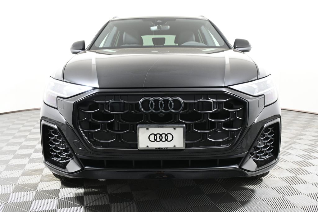 2025 Audi Q8  9