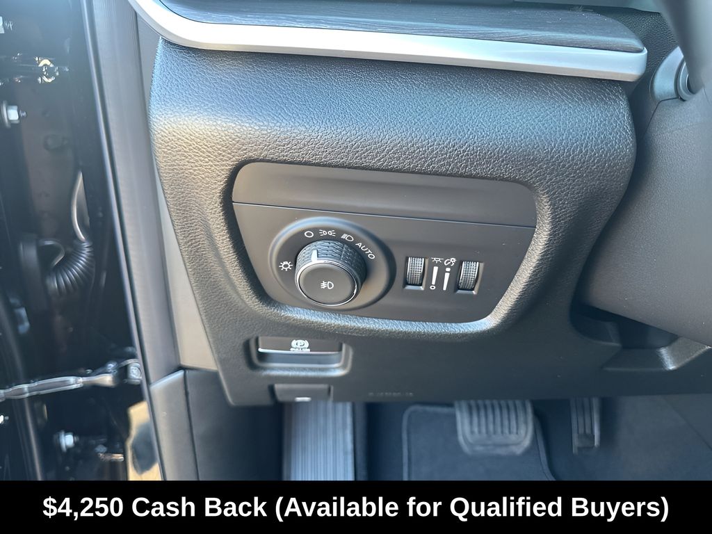 New Car 2025 Jeep Grand Cherokee  Limited For Sale Under $40,000 In Austin, Texas