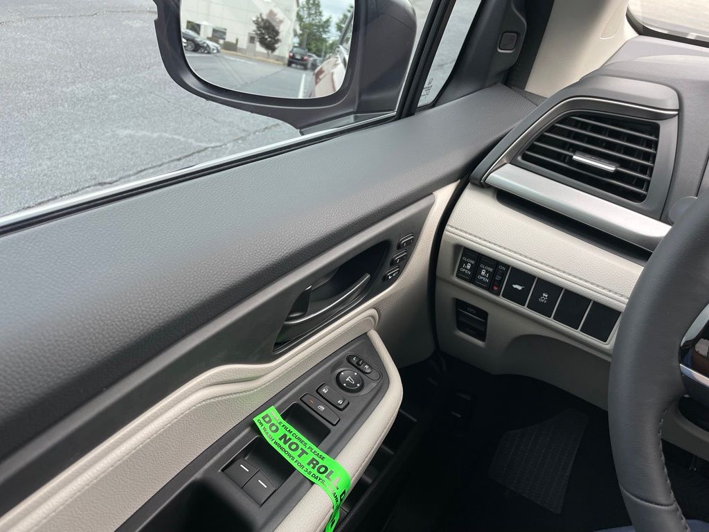Thumbnail: 2026 Honda Odyssey - 22