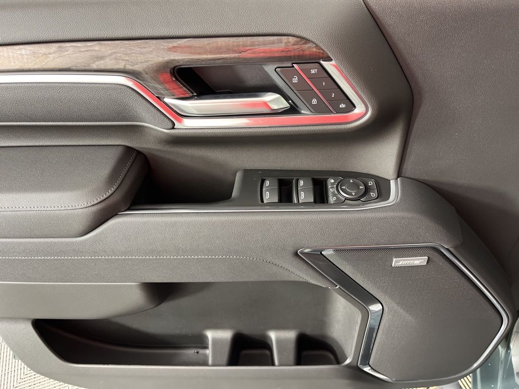 Thumbnail: 2026 Chevrolet Silverado 2500 - 31