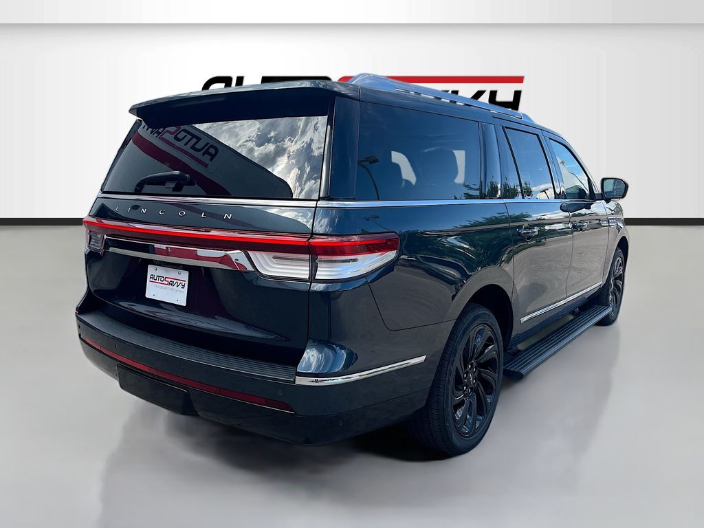 Used 2022 Blue Lincoln Reserve image 7