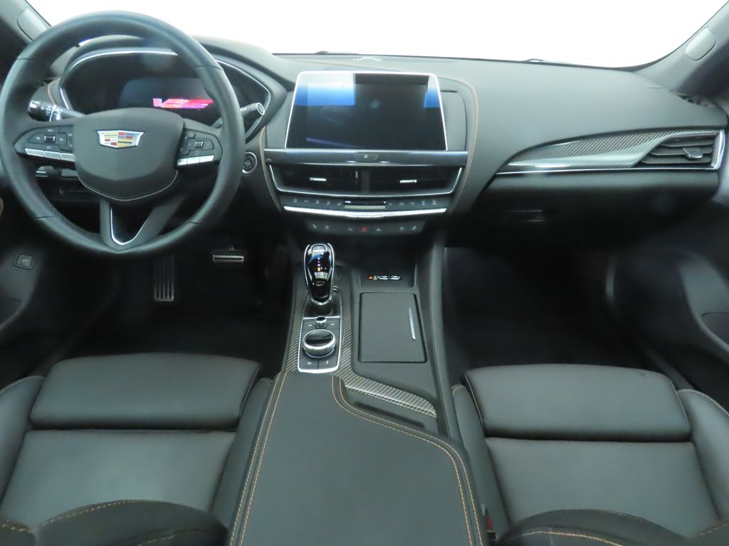 2024 Cadillac CT5 V 16