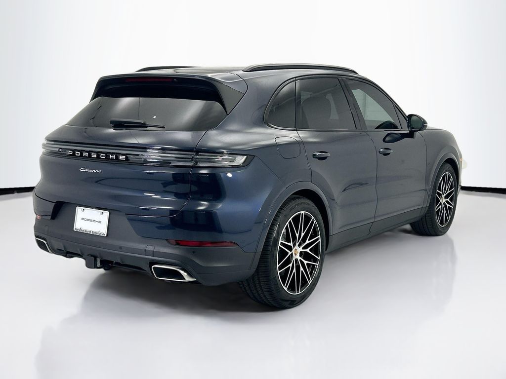 Thumbnail: 2026 Porsche Cayenne - 7