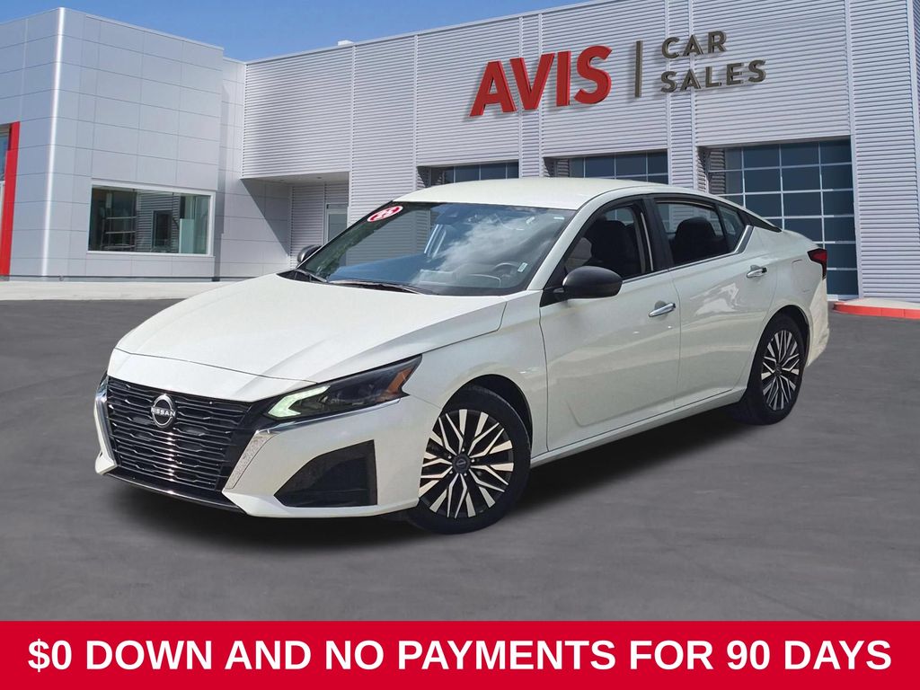 Glacier White 2025 Nissan Altima Sedan Front-Wheel Drive Continuously Variable Transmission