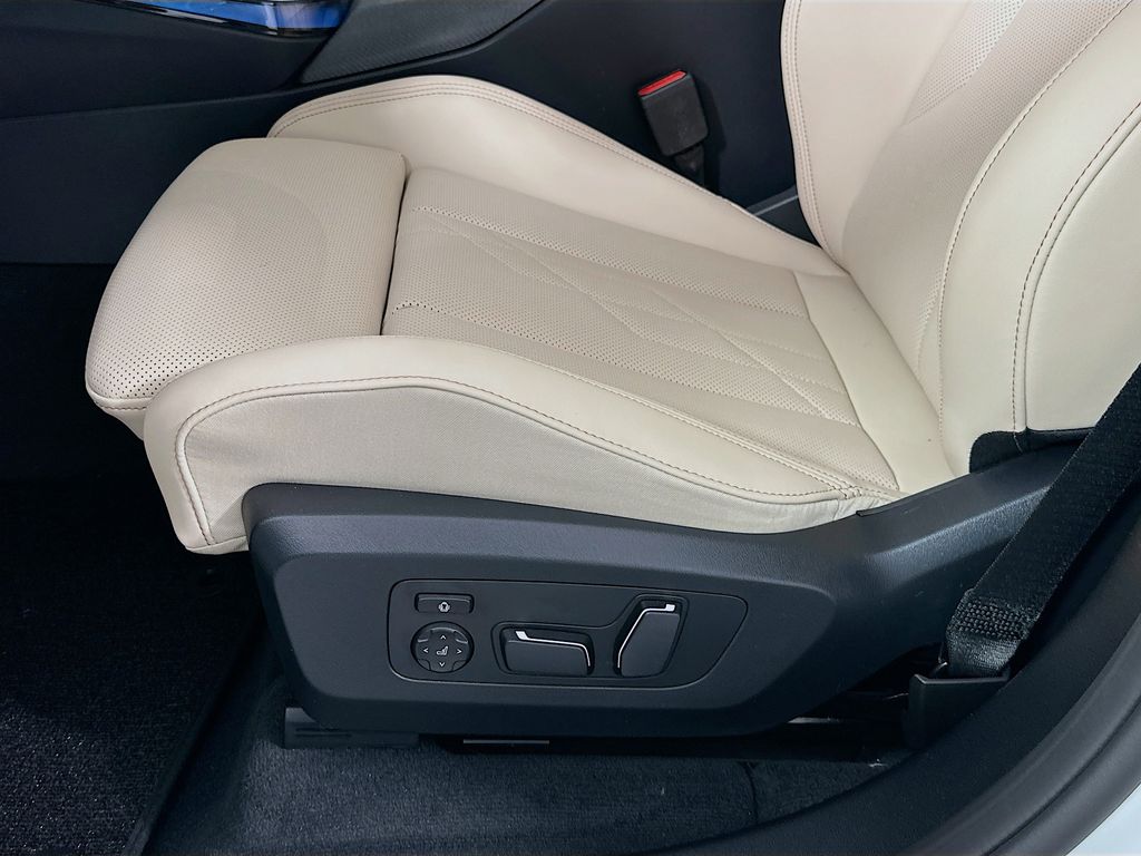 Thumbnail: 2026 BMW X3 - 21