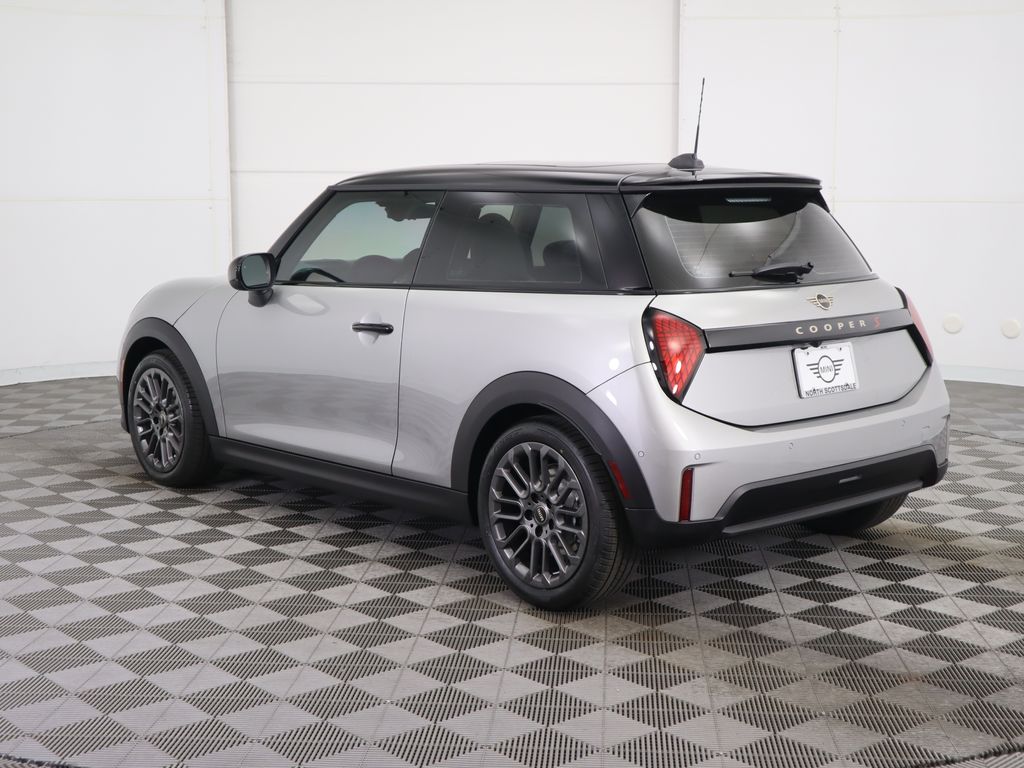 2025 MINI Cooper S 7