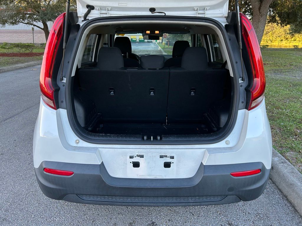 Thumbnail: 2020 Kia Soul - 10