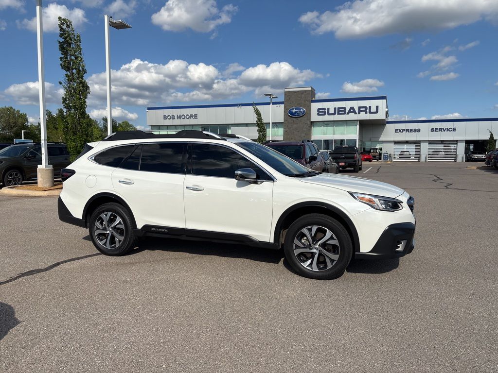 Crystal White Pearl 2022 Subaru Outback Touring Crossover AWD SUV / Crossover All-Wheel Drive Continuously Variable Transmission