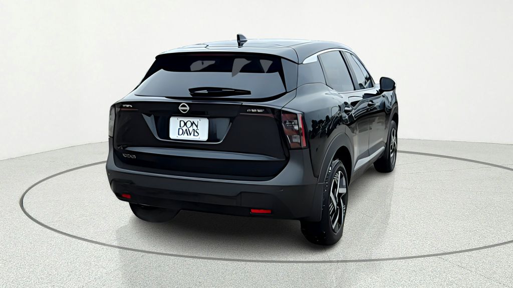 2025 Nissan Kicks